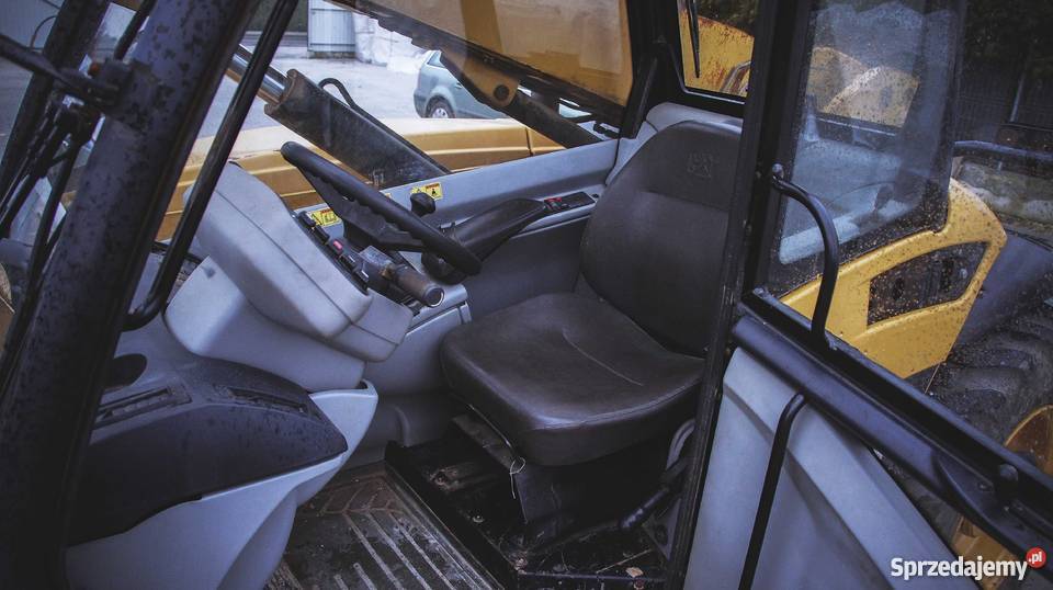 Ładowarka kołowa terenowa CATERPILLAR CAT TH330B