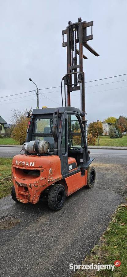 Wózek widłowy Nissan 3t Triplex Jakubów