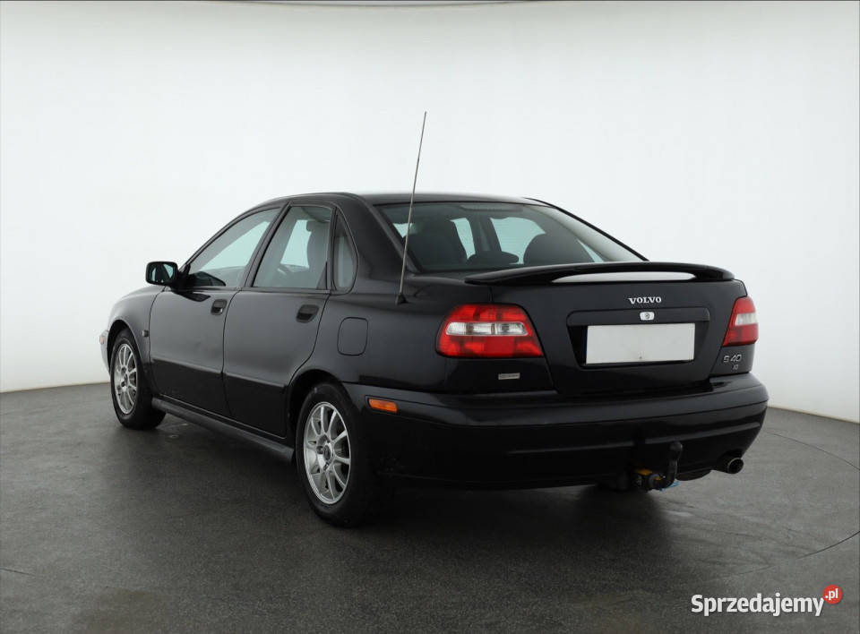 Volvo S40 18 90KM