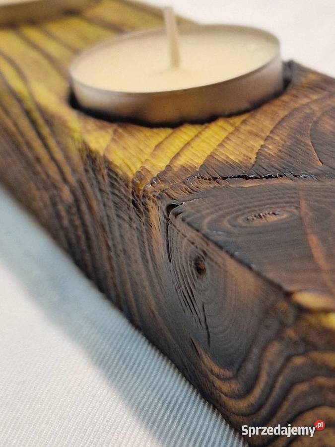 Świecznik Shou Sugi Ban drewno świerkowe złoty Świeczniki