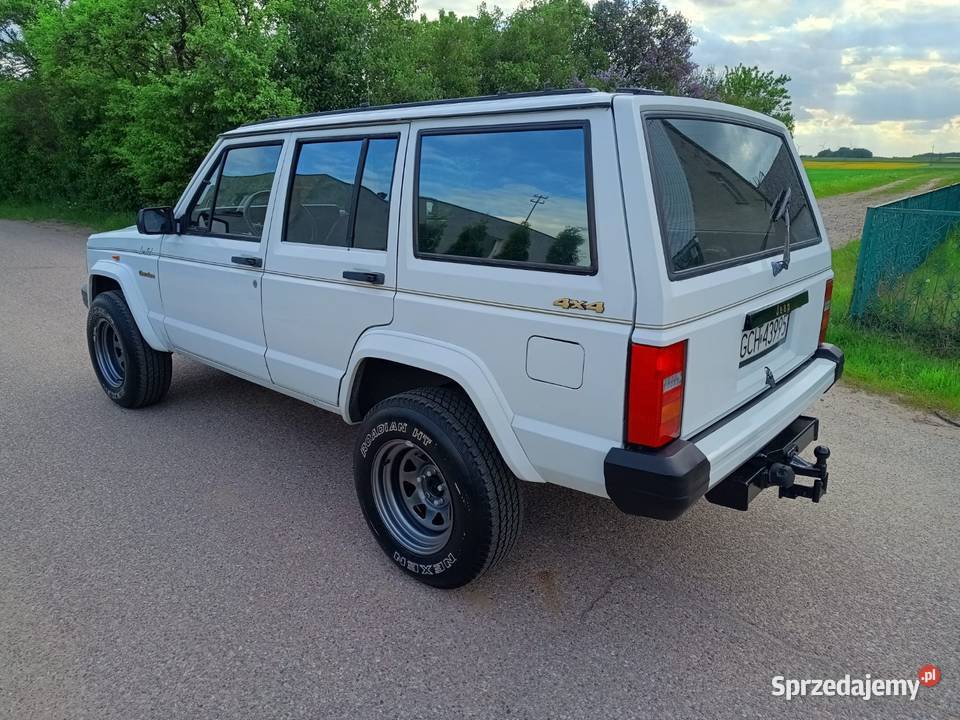 Jeep cherokee 40 z gazem zarejstrowany benzyna+LPG Moszczenica