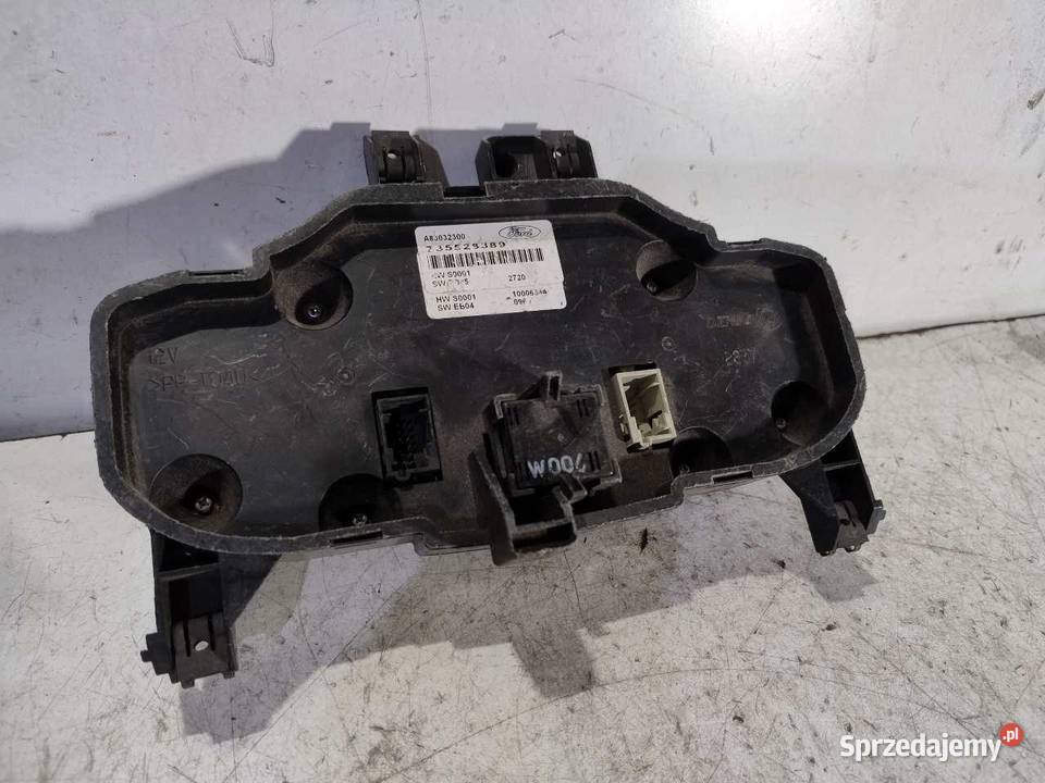 PANEL KLIMATYZACJI FORD KA 735528389