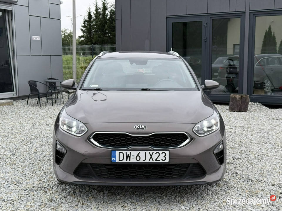Kia Ceed 10 12V TGDI 120 2020 Salon kamera 4/5 Wrocław