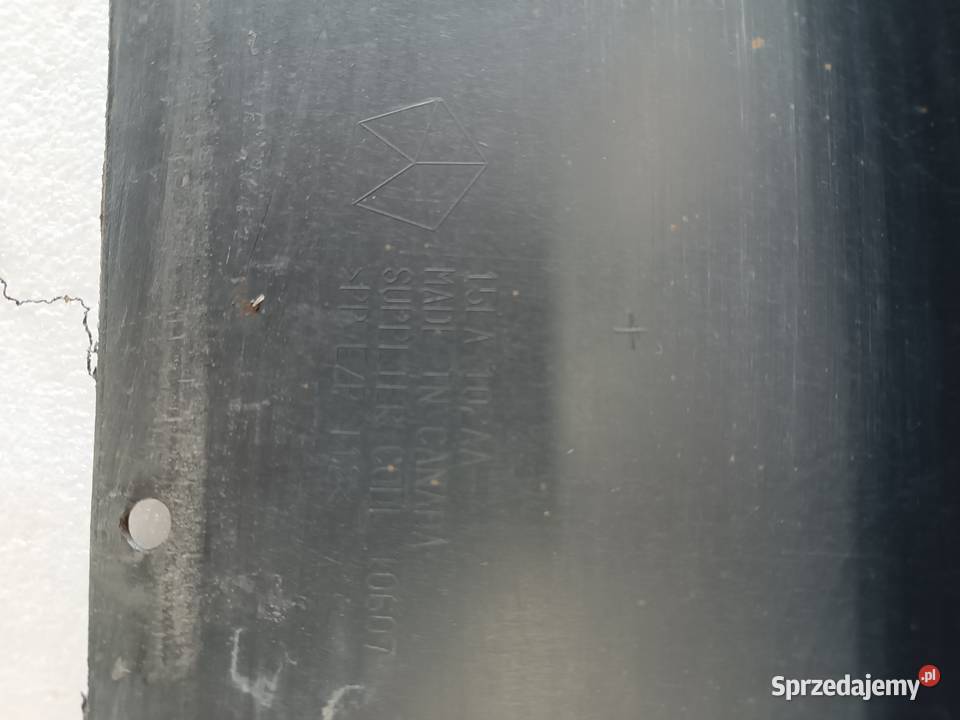 Dolna dokładka przedniego zderzaka Challenger świętokrzyskie Starachowice