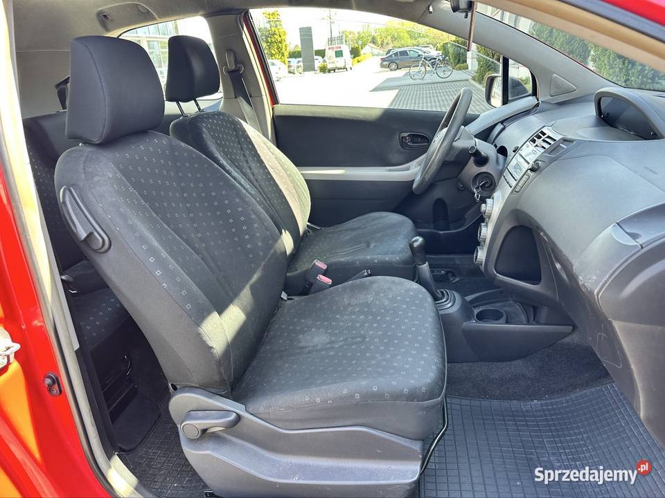 Toyota Yaris 10 benzynaKlimatyzacja Warszawa sprzedam