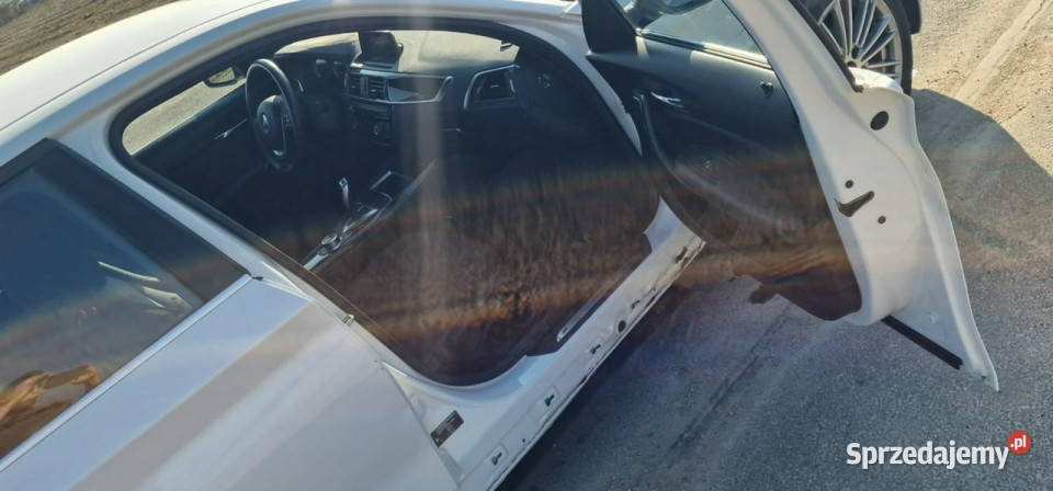 BMW 118 Bmw 116d automat 93 F20F21 2011 wielkopolskie