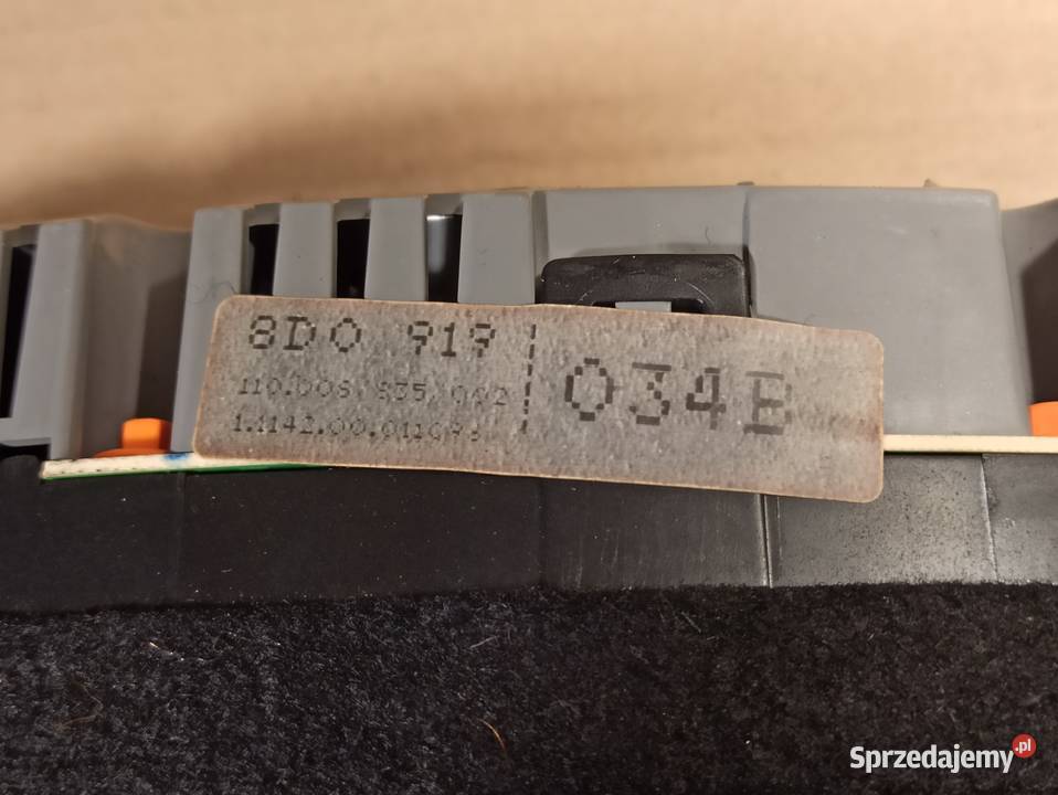 Audi A4 B5 licznik zegary 8D0919034B Wyposażenie wnętrza Bolesławiec