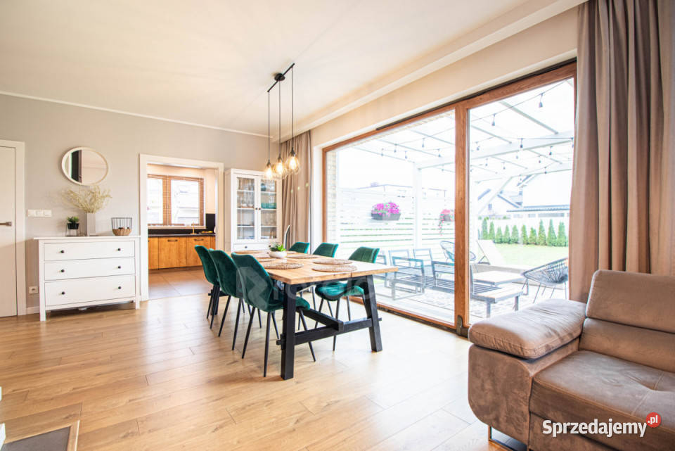 Dom wolnostojący 12395m2 Bolszewo