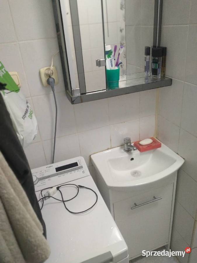 sprzedam mikrokawalerke w centrumtychow os F papa Tychy