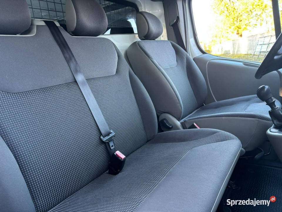 Opel Vivaro 201125 150L2H1KlimatyzacjaWebasto150 diesel Złotniki Kujawskie