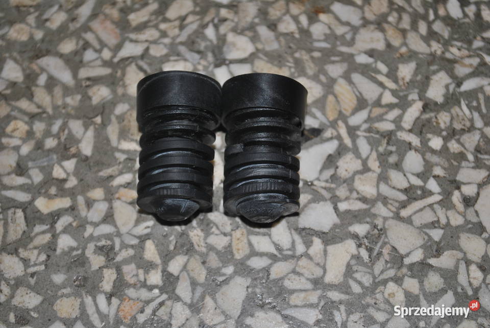 Uchwyty górne chłodnicy wody BMW E81 E82 E87 E90 Części montażowe Poręba