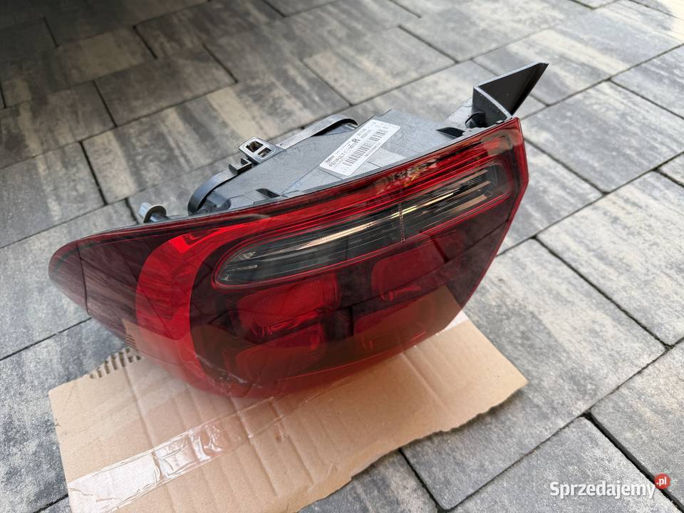 Lampa tył Dacia sandero lift 20152021