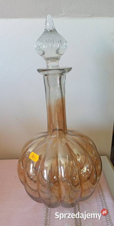 Karafka szkło miodowe opalizowane W kształcie Gdańsk sprzedam