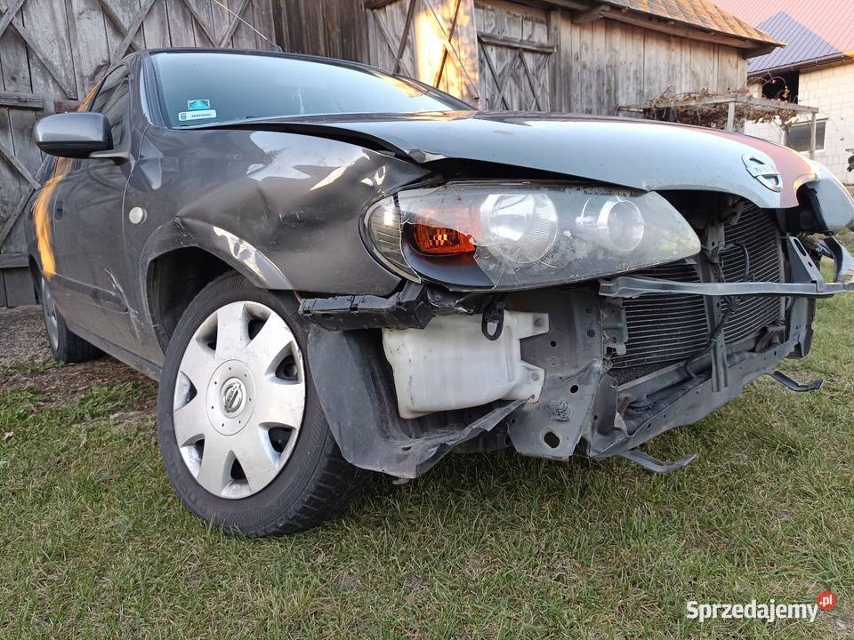 Nissan almera n16 LPGuszkodzonyna części Hak sprzedam