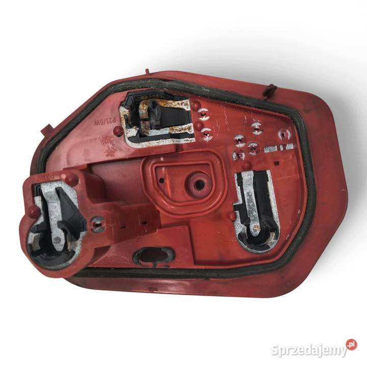 WKŁAD TYLNEJ LAMPY LEWY Peugeot 206 tylny tył