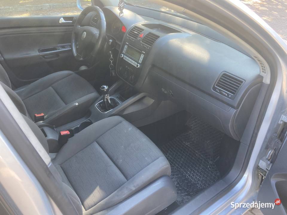VW GOLF V 19 TDI 105 5Drzwi 105KM