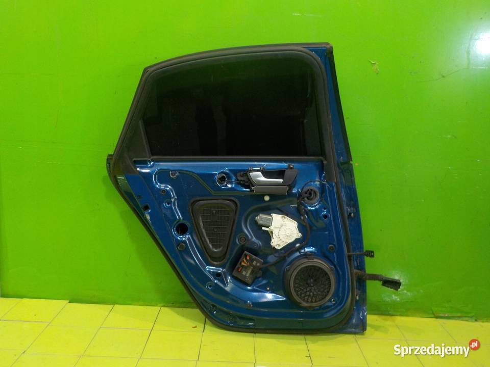 AUDI A4 B8 20 TDI 11r drzwi lewe tyl kompletne Suków