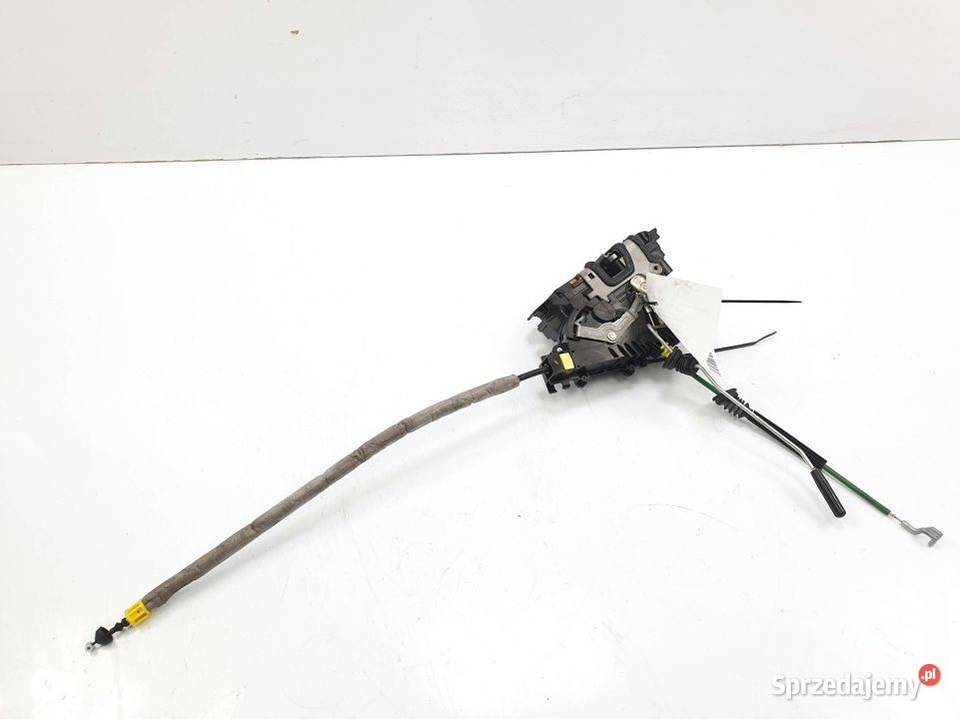 ZAMEK DRZWI PP MERCEDES C W205 4MATIC Lipno