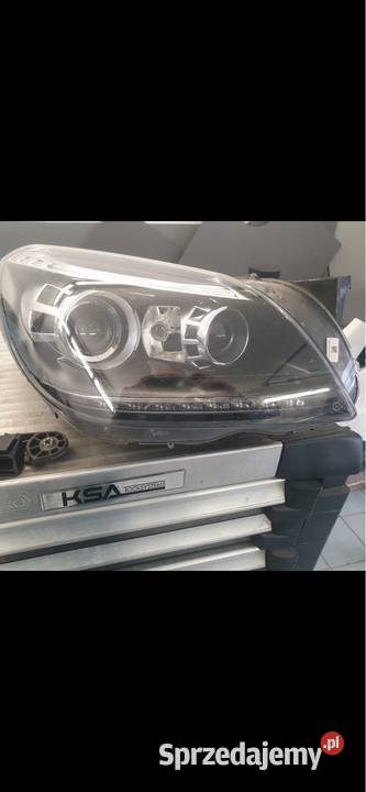 REFLEKTOR LAMPA PRAWA MERCEDES SLK AMG W172 BI Pieszyce