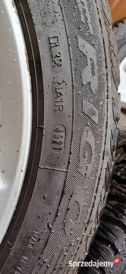 Komplet alufelg HONDA r 17 z oponami zimowymi Pruszków