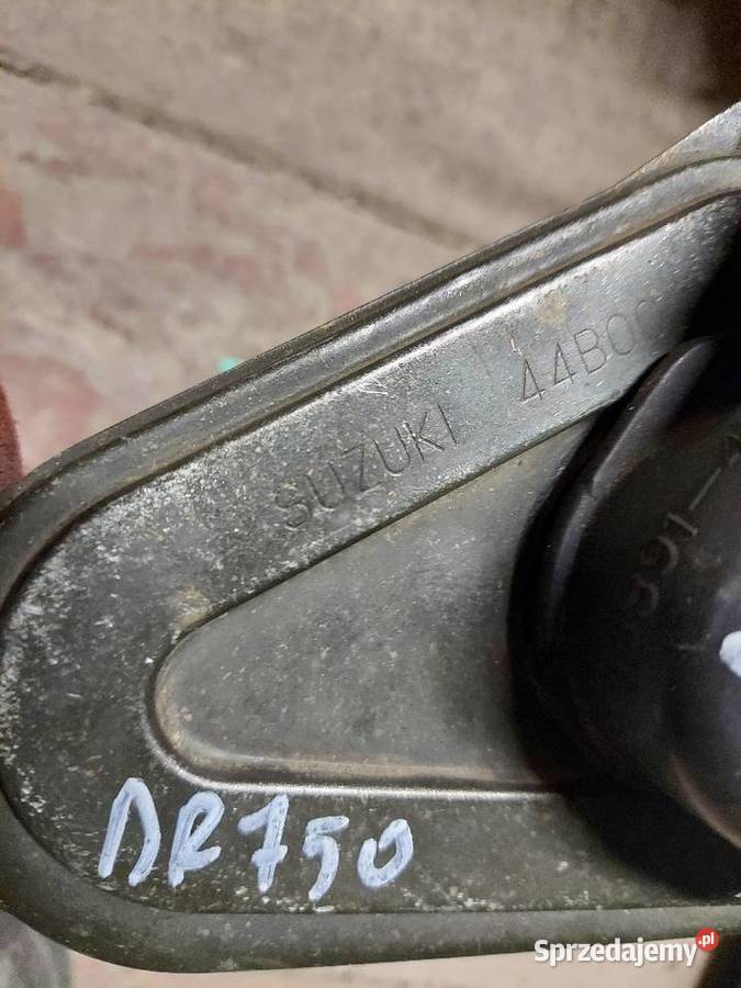 Suzuki DR 800 DR 750 filtr powietrza króciec dolnośląskie Jelenia Góra