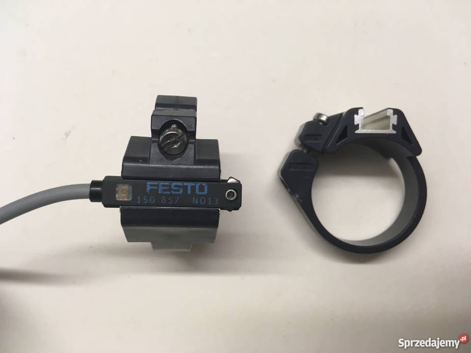 Wyłącznik zbliżeniowy FESTO SME8SLED24 150857 Brzoza