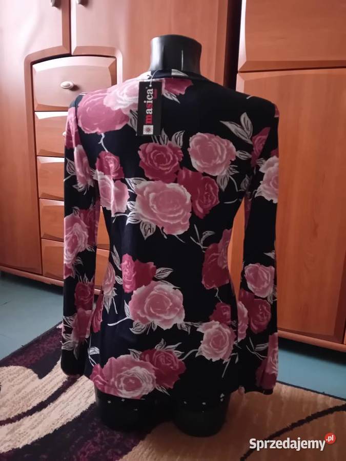 Nowa elegancka bluzka
