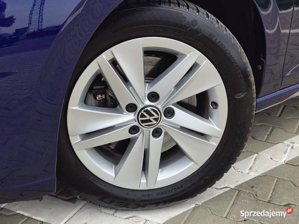Volkswagen Golf 2023r bezwypadkowy ACC ASO Poznań