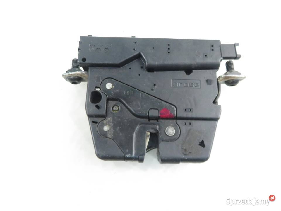 ZAMEK KLAPY BMW X1 E84 9127811