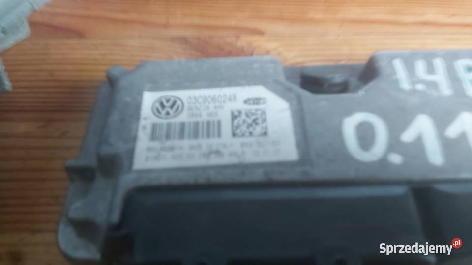 Komputer silnika SKODA VOLKSWAGEN 03C906024R Margonin
