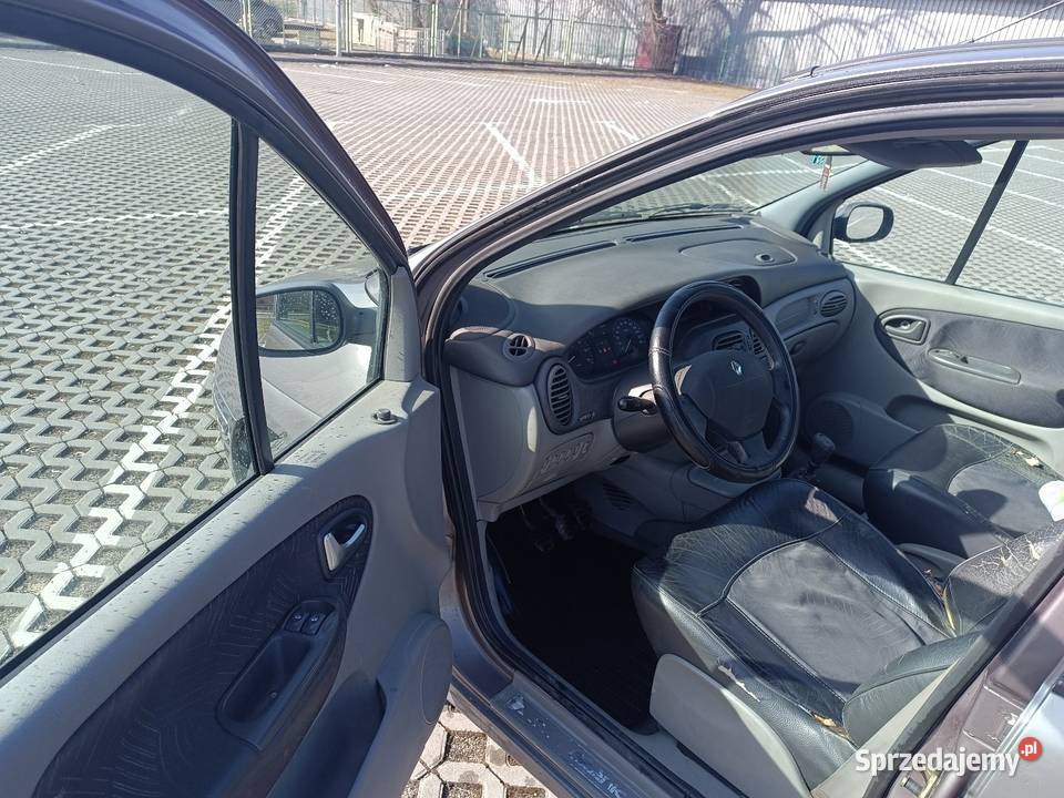 Scenic polift 2002 19 dci srebrny Dębica