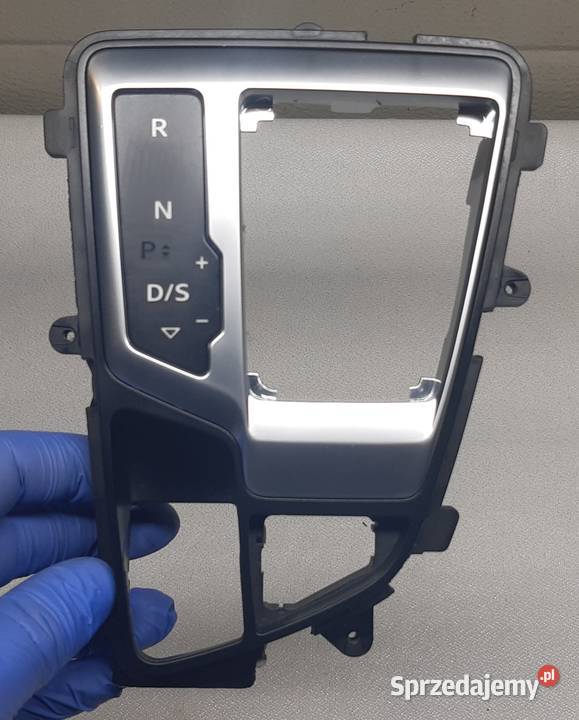 RAMKA PANEL GAŁKI BIEGÓW AUDI Q7 4M 4M1713111D osobowe Mielęcin
