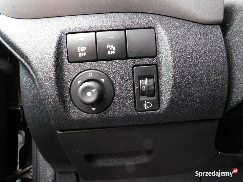 Syndyk sprzeda Citroen Berlingo z 2011r kupiony w Polsce