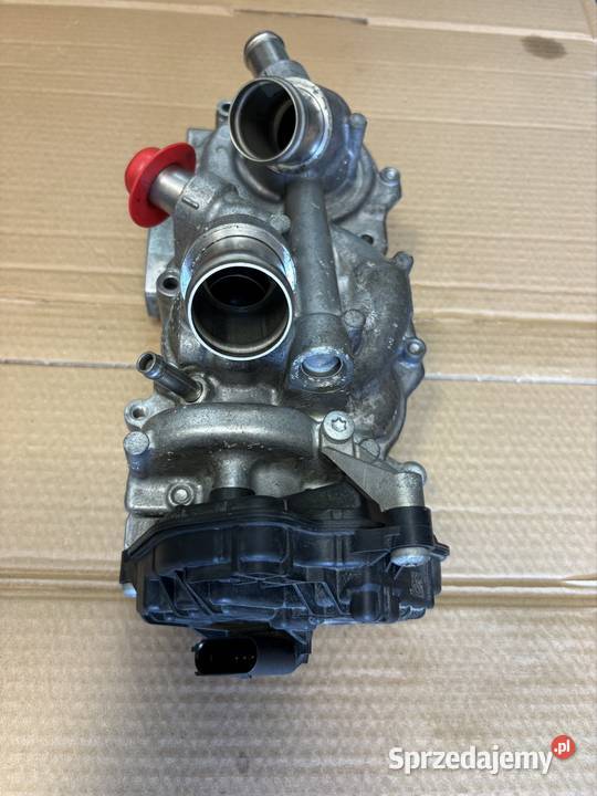 Pompa wody termostat 05E121111AB VW Golf 8 osobowe Lublin