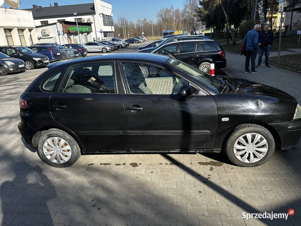 Seat Ibiza 2003 14 benzyna 75 koni Tarnów sprzedam