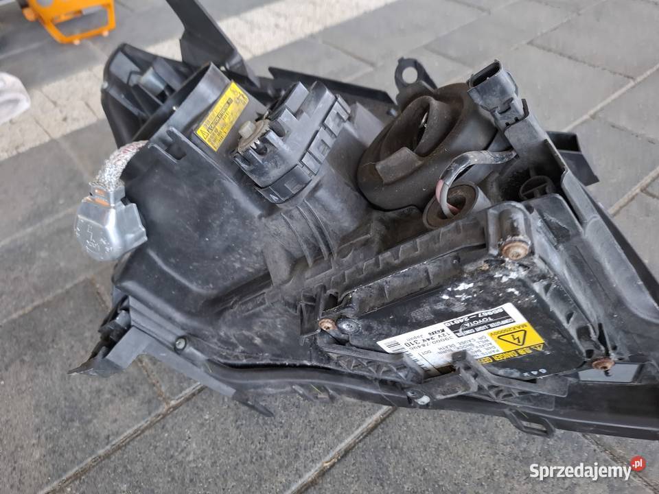 TOYOTA AVENSIS T25 LAMPA PRZÓD LEWA XSENON LIFT Międzychód