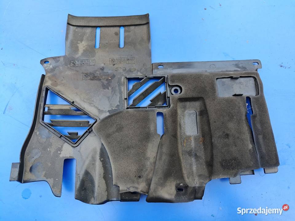 Plastik osłona pod kierownice nogi kierowcy BMW Pozostałe Żory