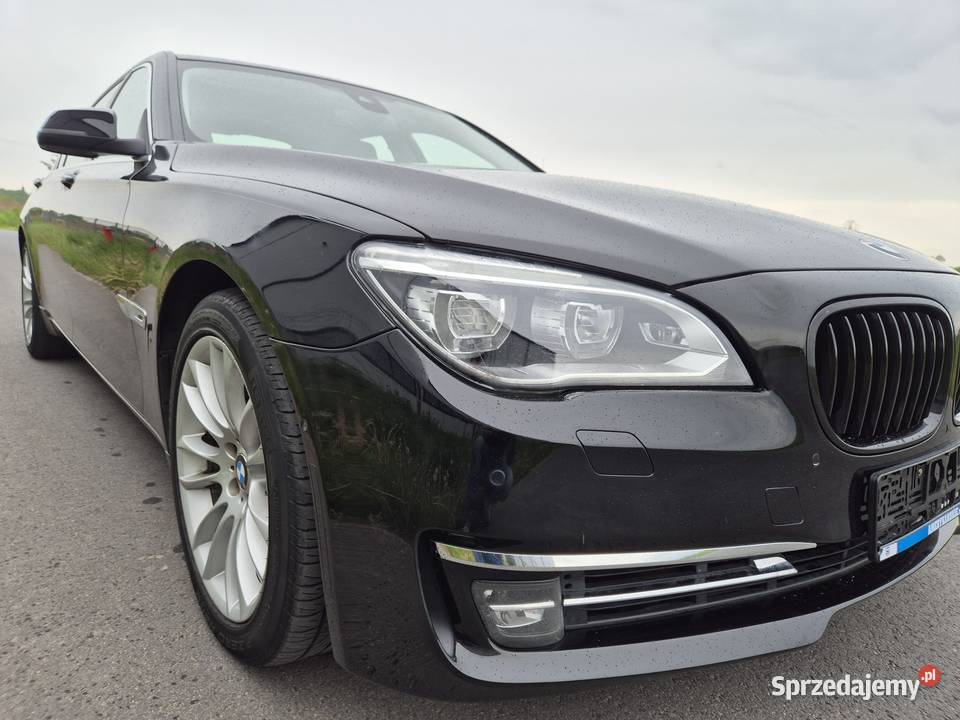 BMW 740i 2015 FULLLED Kamery 360 Elektryczna 162000km Żórawina