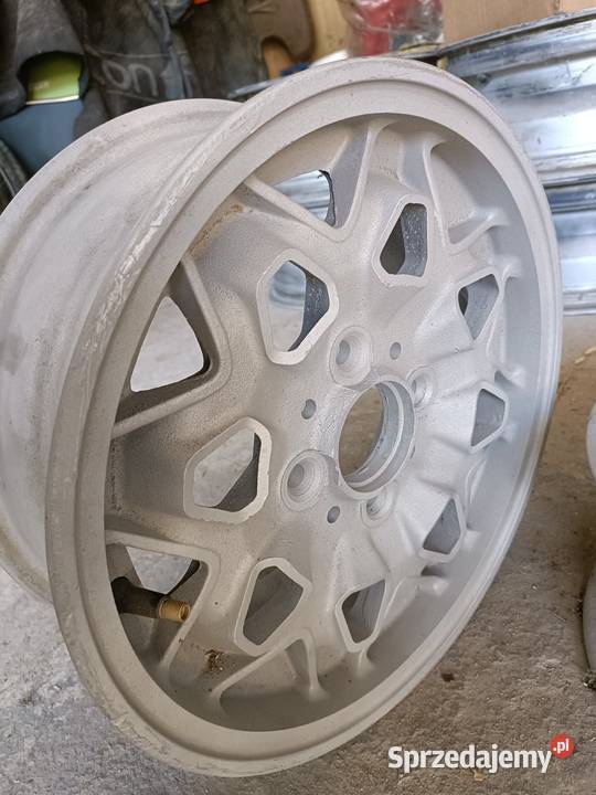Felgi Amil klasyczne alu 13 4x100 2 sztuki Średnica 13" Niewierszyn