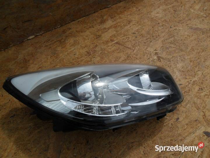 Reflektor prawy Hyundai 2012 Nowy Tomyśl sprzedam