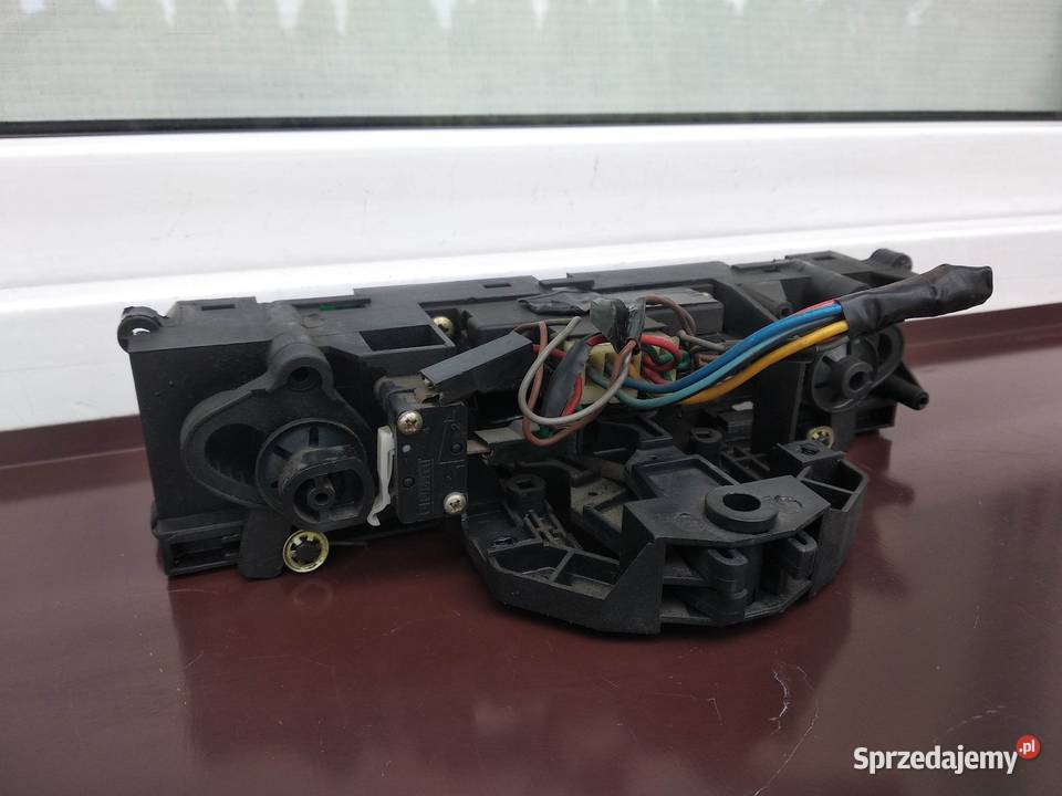 Iveco Eurocargo I 1 panel sterowania nawiewem dostawcze Panele sterowania, przełączniki Sieradz sprzedam