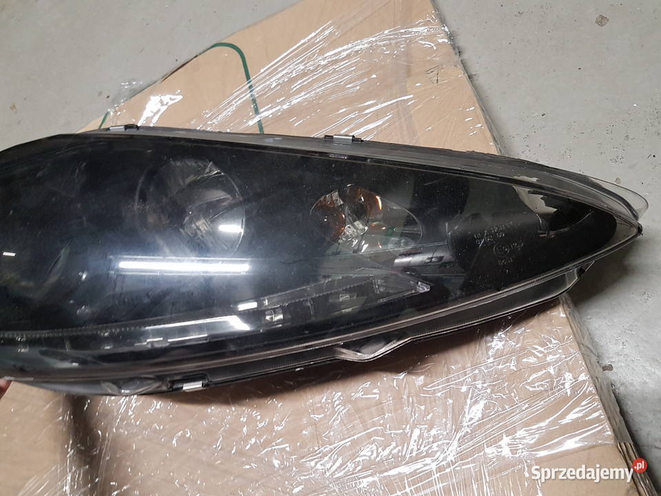 FORD FIESTA MK7 REFLEKTOR PRAWY LAMPA LED wielkopolskie