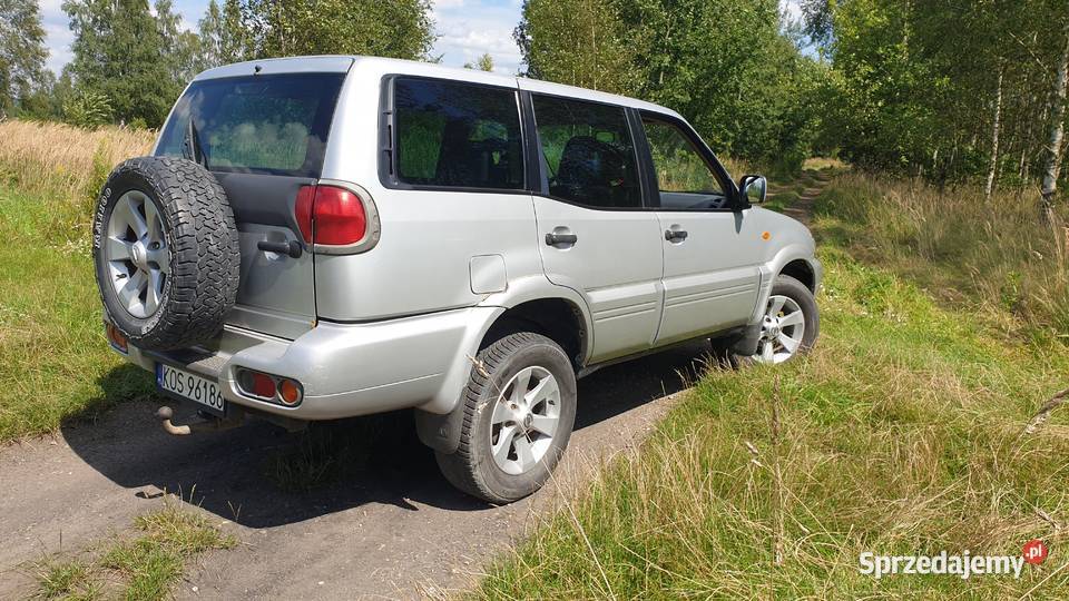 Nissan Terrano II 30 Di 4x4 2003r nieuszkodzony Terrano Zator