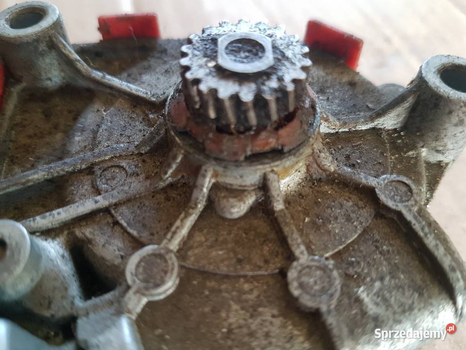 AUDI A4 B5 SILNICZEK SZYBERDACHU osobowe Turek