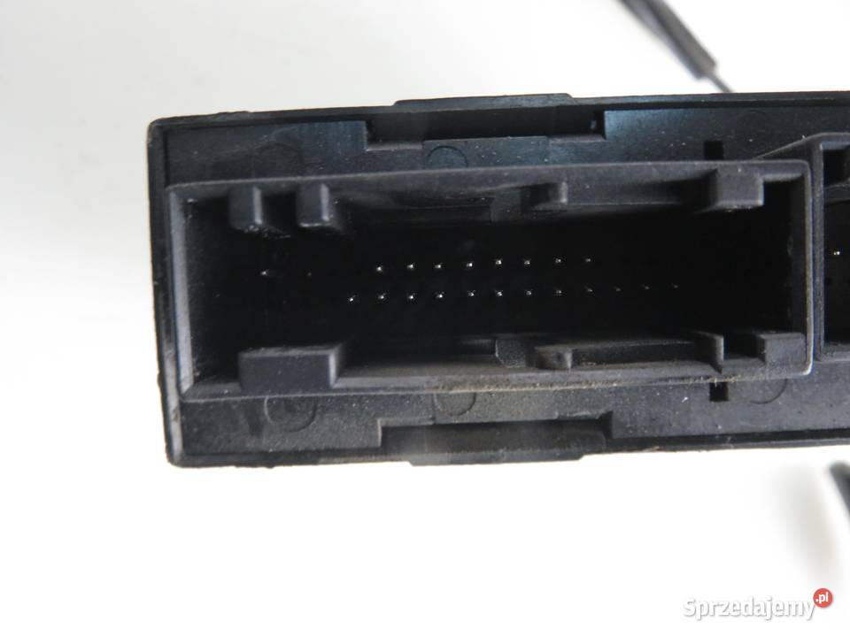 PODNOŚNIK SZYBY LEWY PRZEDNI AUDI A4 B6