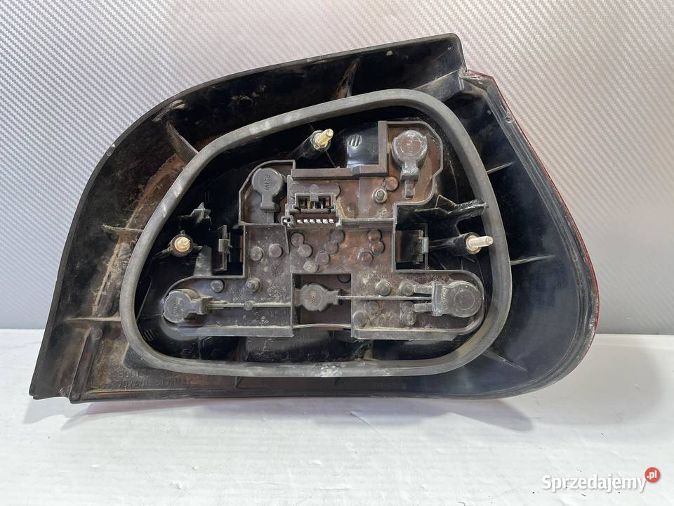 RENAULT MEGANE 1 LIFT LEWA LAMPA TYL Ostroróg