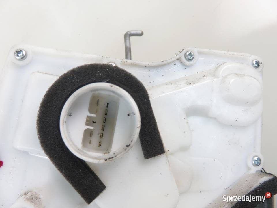 ZAMEK PRAWY PRZEDNI SUZUKI SWIFT MK6 7 PIN