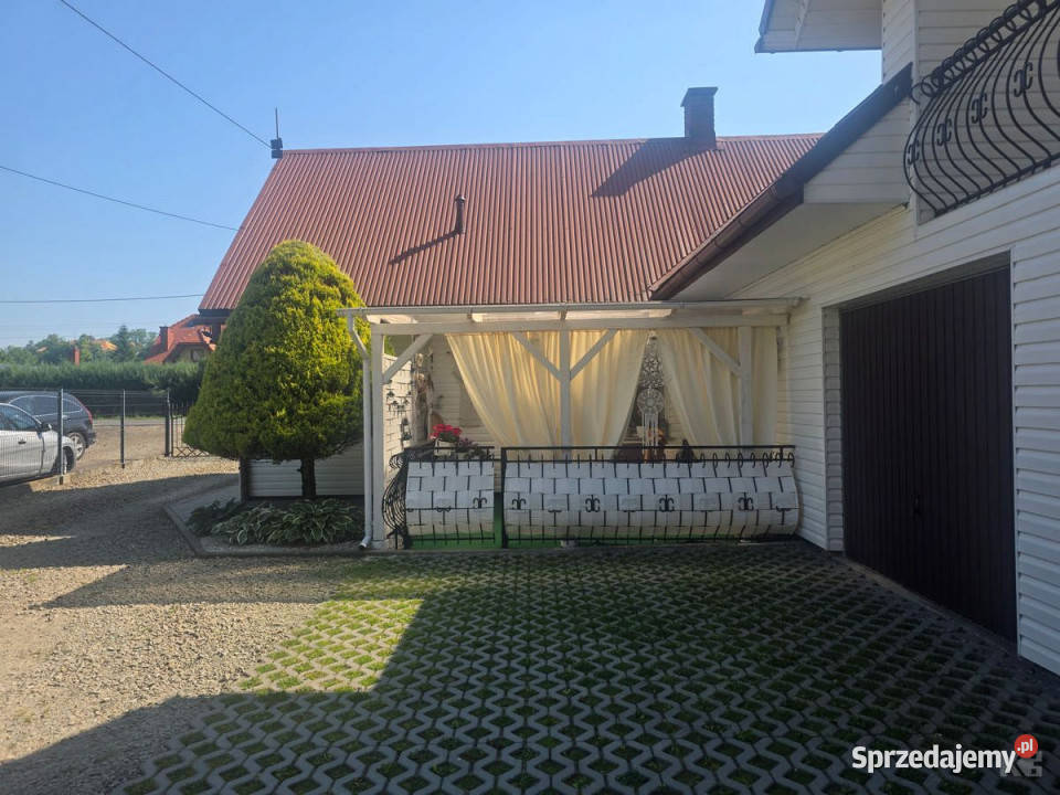 Dom wolnostojący na sprzedaż Huzele 120m2 podkarpackie