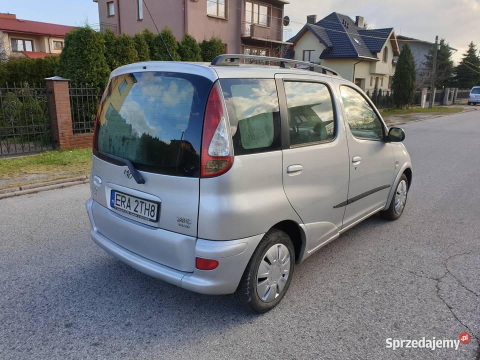 Toyota Yaris Verso 14 d4d zarejestrowana stan Rawa Mazowiecka