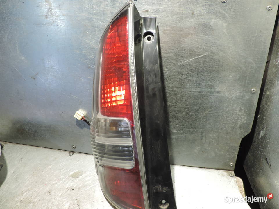 SUBARU JUSTY 4 LAMPA LEWY TYŁ Nowy Sącz